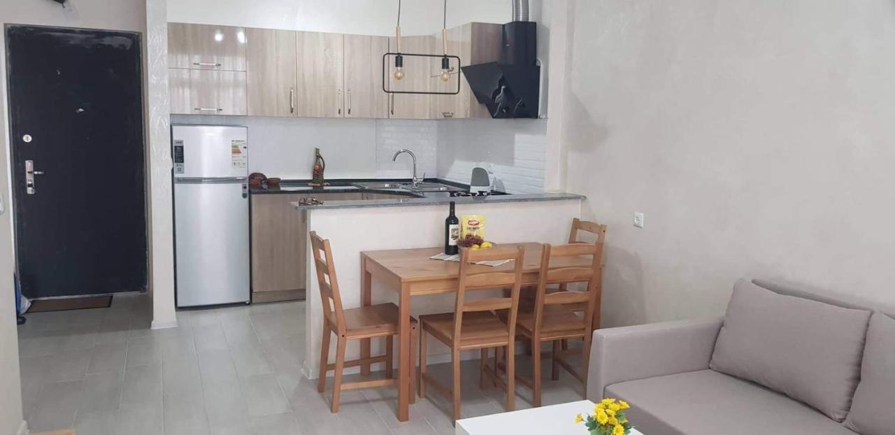 Tameo Apartment Batumi Esterno foto